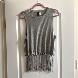 Divided fringe tank in size S